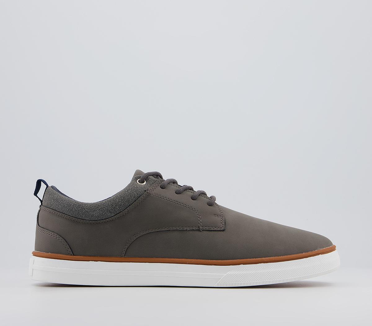 Camacho Low Sneakers Camacho Low Sneakers