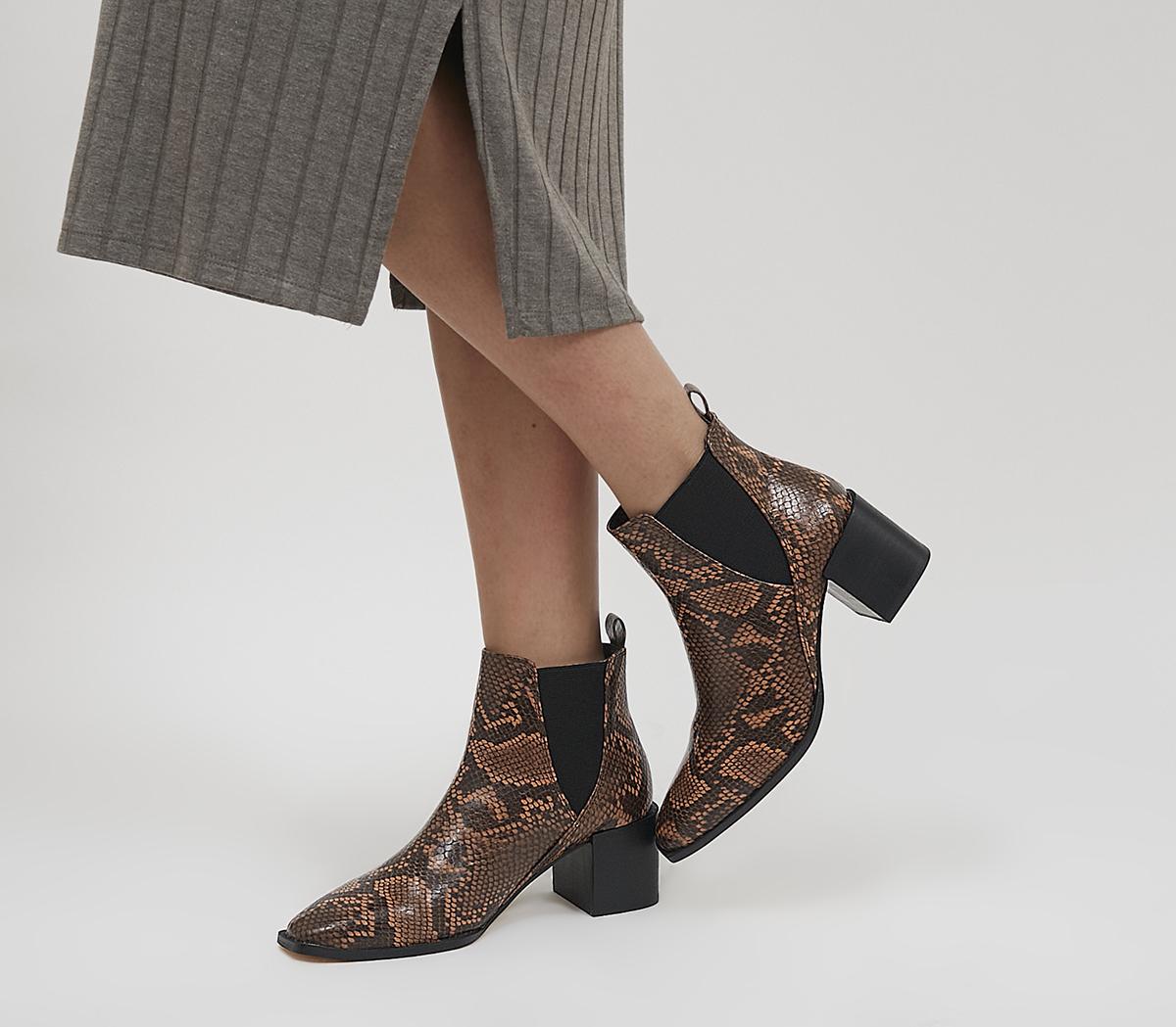 Application Heeled Chelsea Boots Application Heeled Chelsea Boots