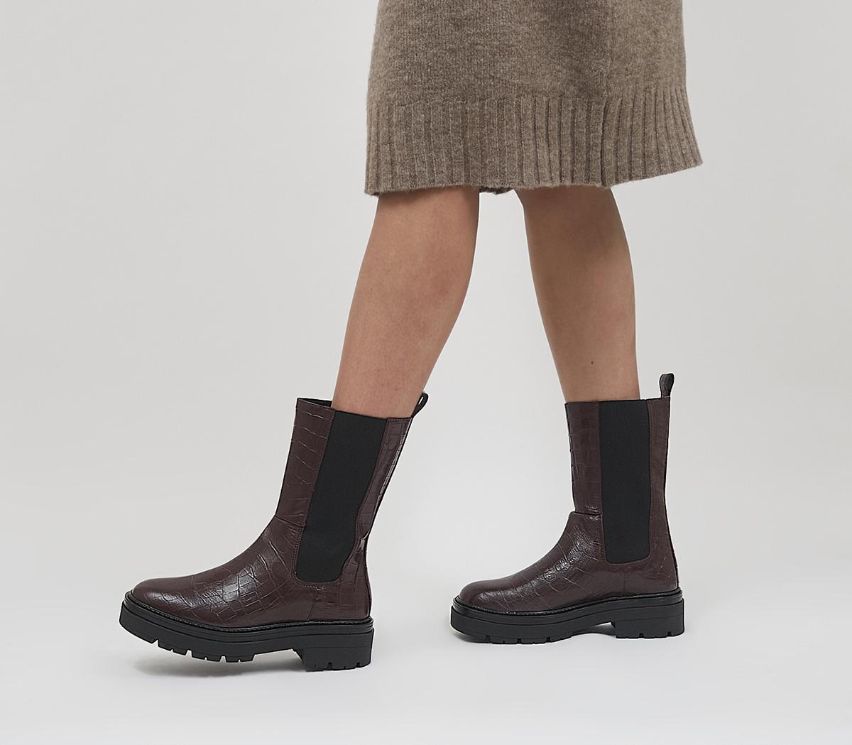 Archer High Ankle Chelsea Boots