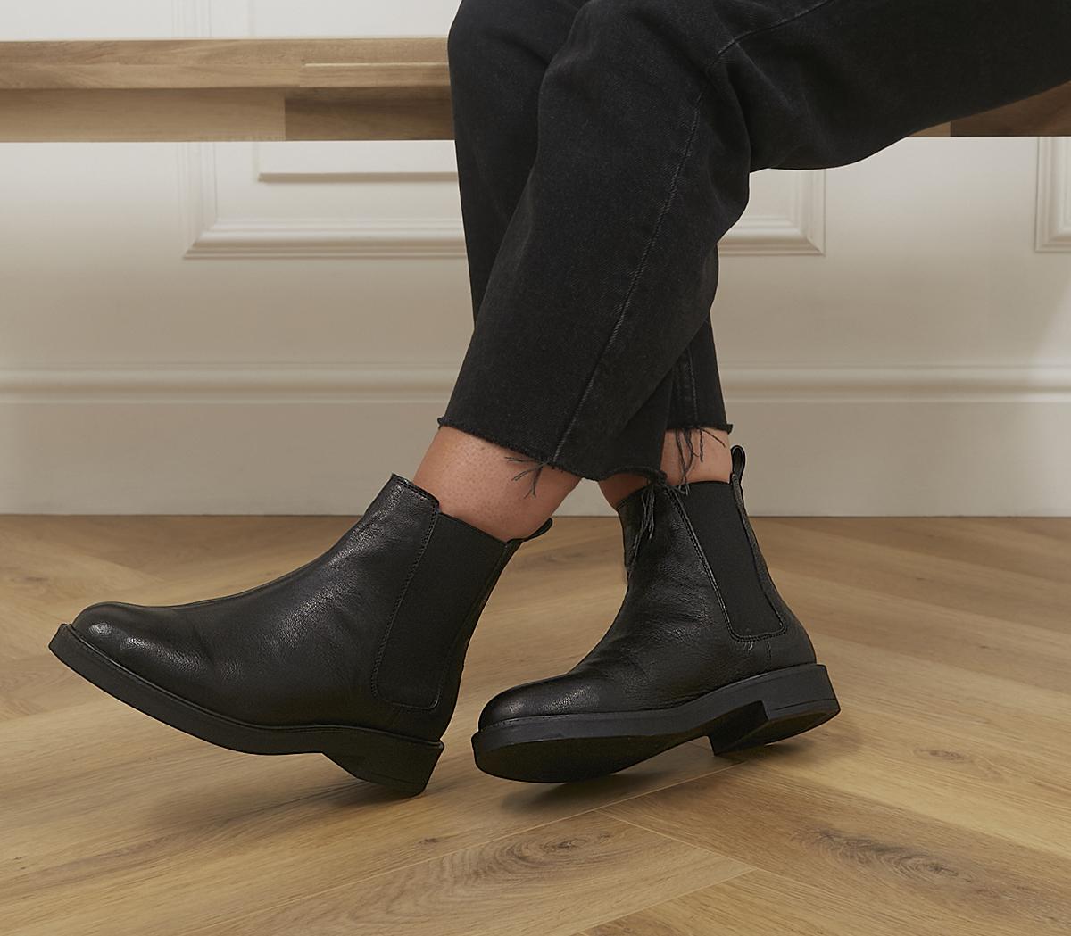 Artistry Chunky Smooth Sole Chelsea Boots Artistry Chunky Smooth Sole Chelsea Boots