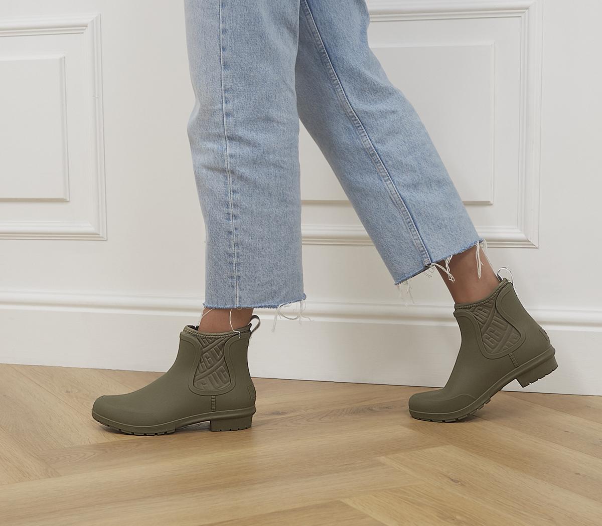 Chevonne Welly Chelsea Boots