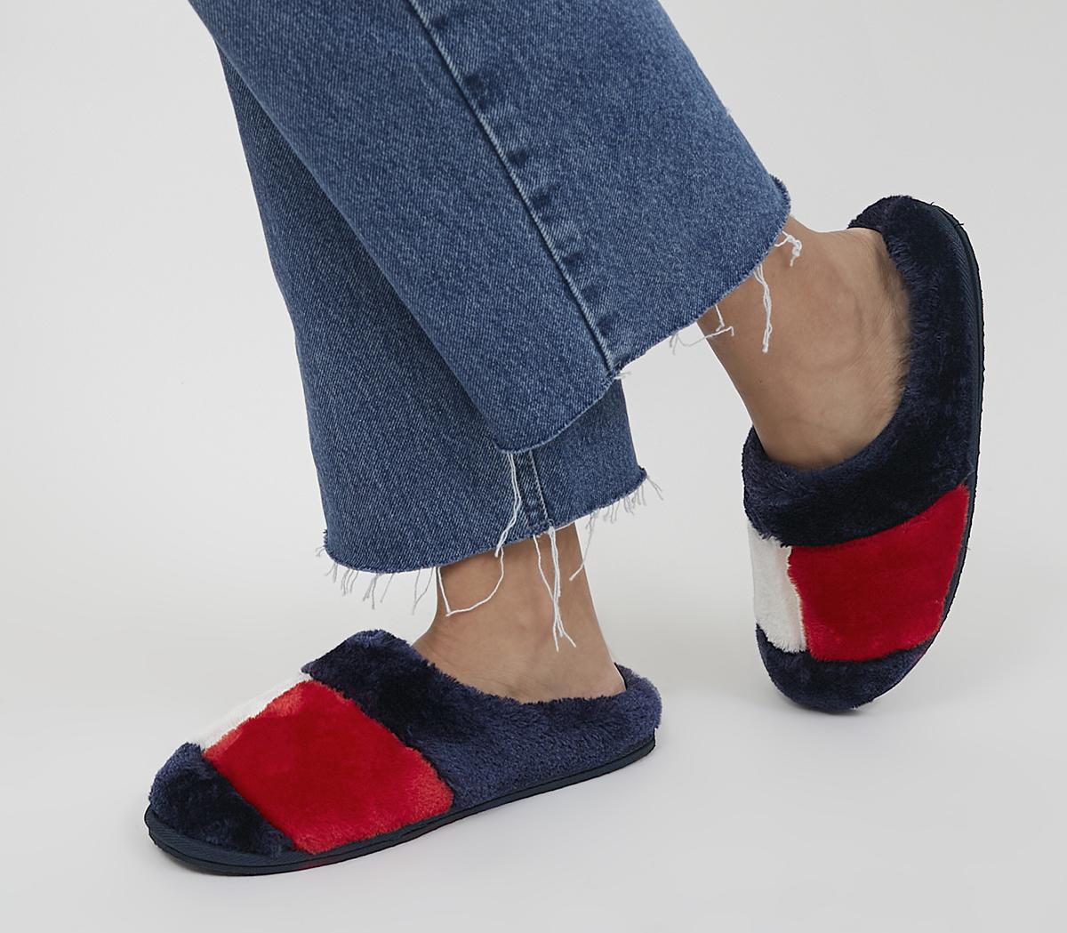 Essential Tommy Home Slippers