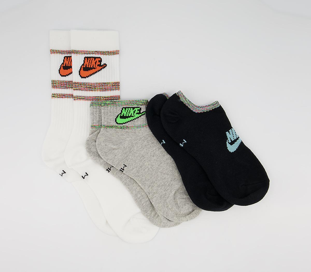 Everyday Essential Unisex Socks Everyday Essential Unisex Socks