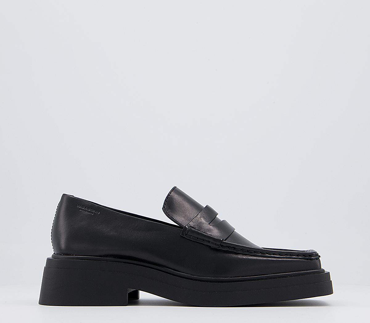 Eyra Loafers Eyra Loafers