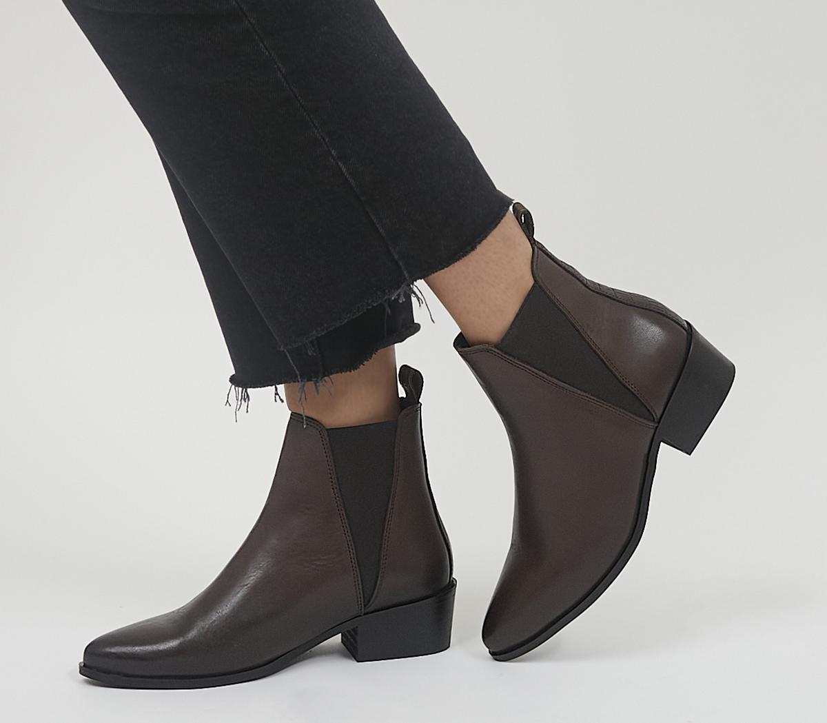 Articulate Low Point Chelsea Western Boots Articulate Low Point Chelsea Western Boots