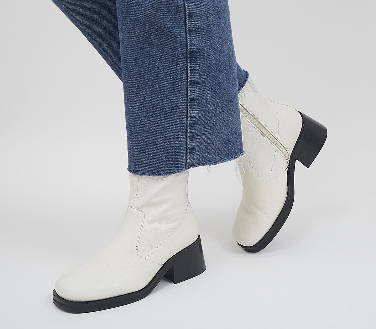 Adventure Plain Block Heel Sock Boots Adventure Plain Block Heel Sock Boots