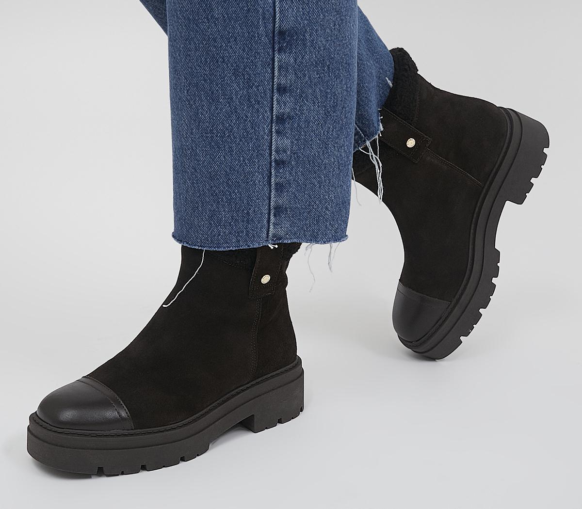 Assort Shearling Pull On Boots Assort Shearling Pull On Boots