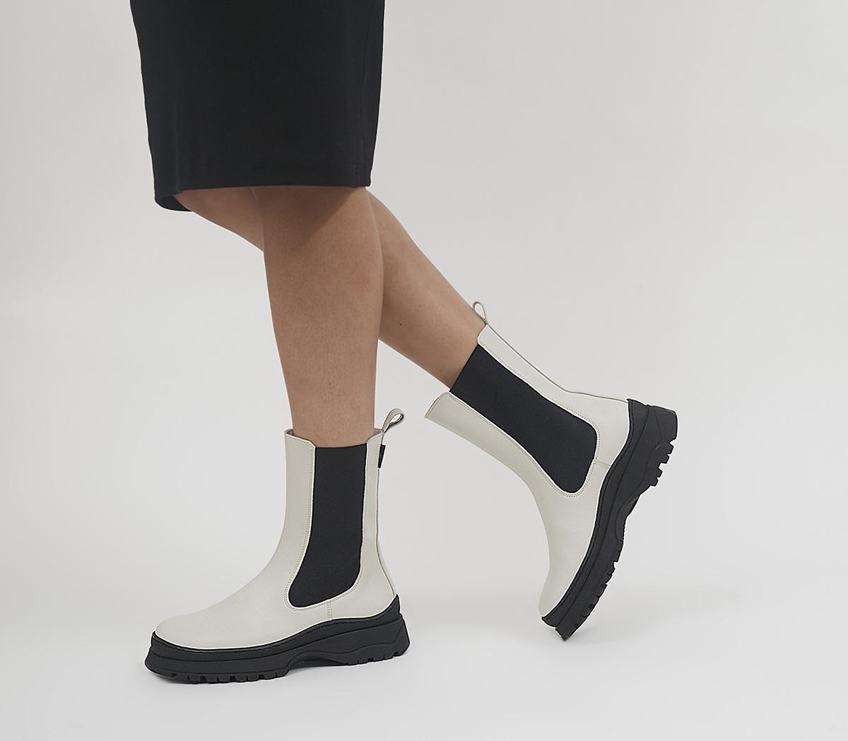 Lilanna High Chelsea Boots Lilanna High Chelsea Boots