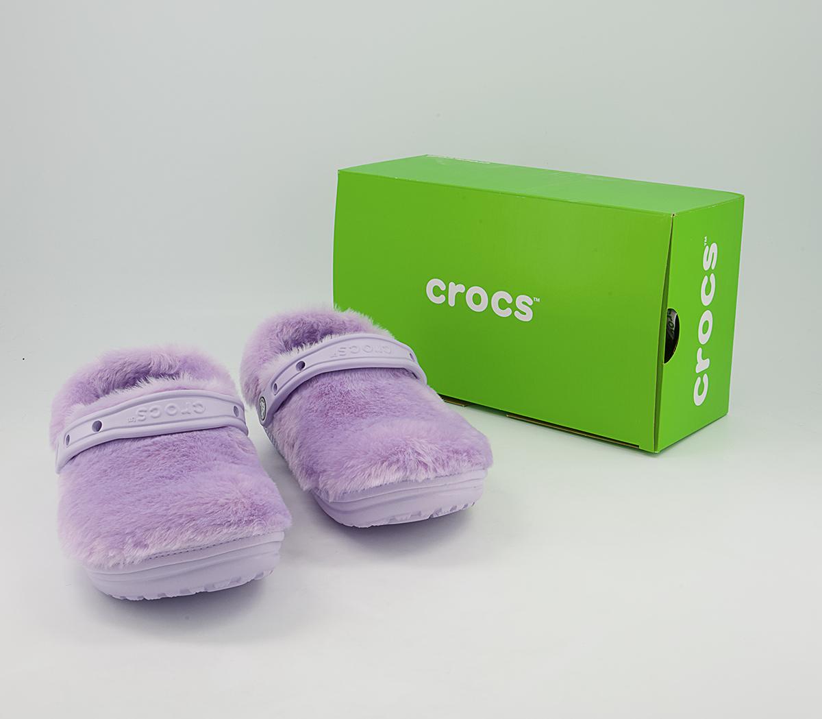crocs with fluff