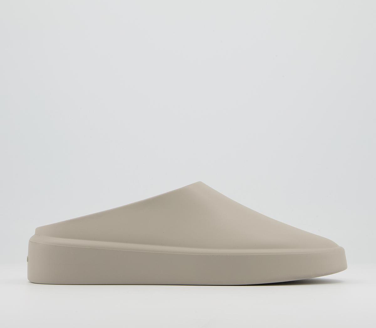 The California Slip On Shoes The California Slip On Shoes