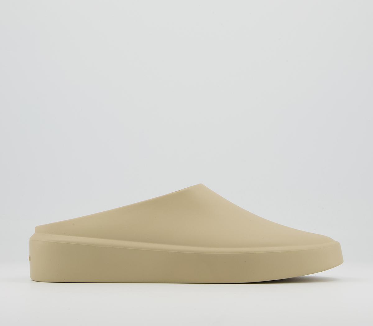 The California Slip On Shoes The California Slip On Shoes