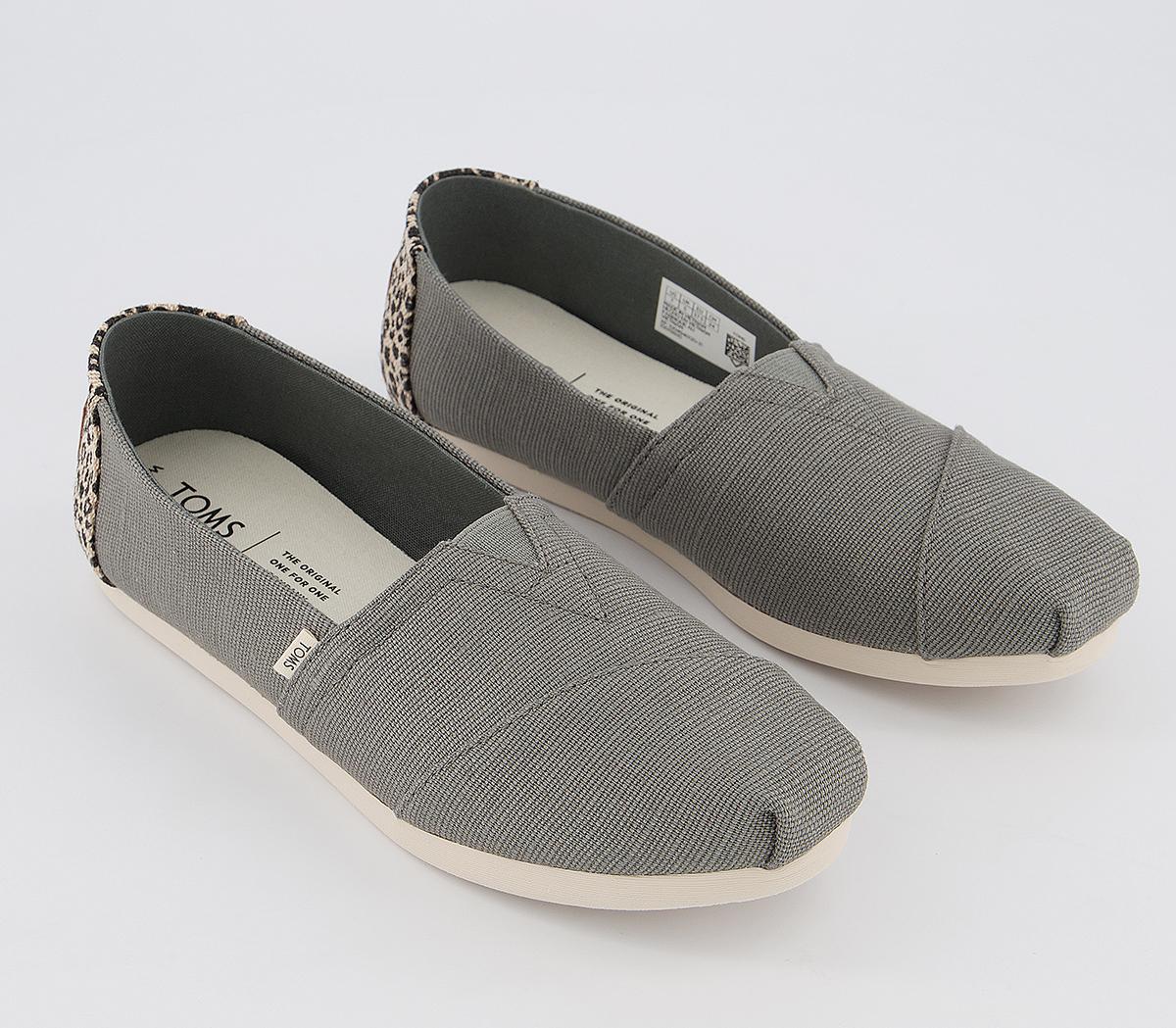 TOMS Seasonal Classic Slip Ons Khaki Leopard - Flat Shoes for Women
