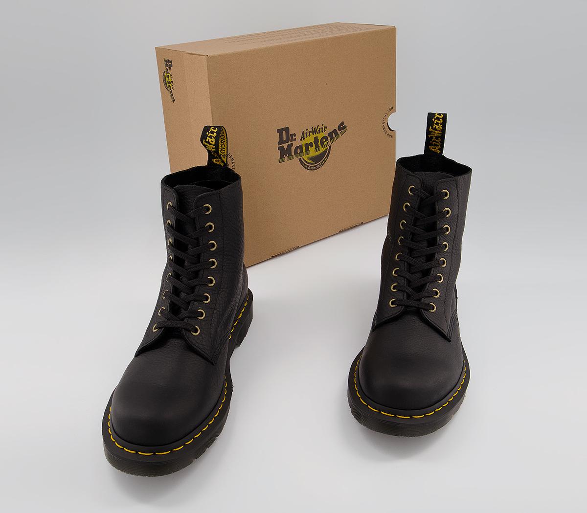 dm 8 eye lace boots ambassador black