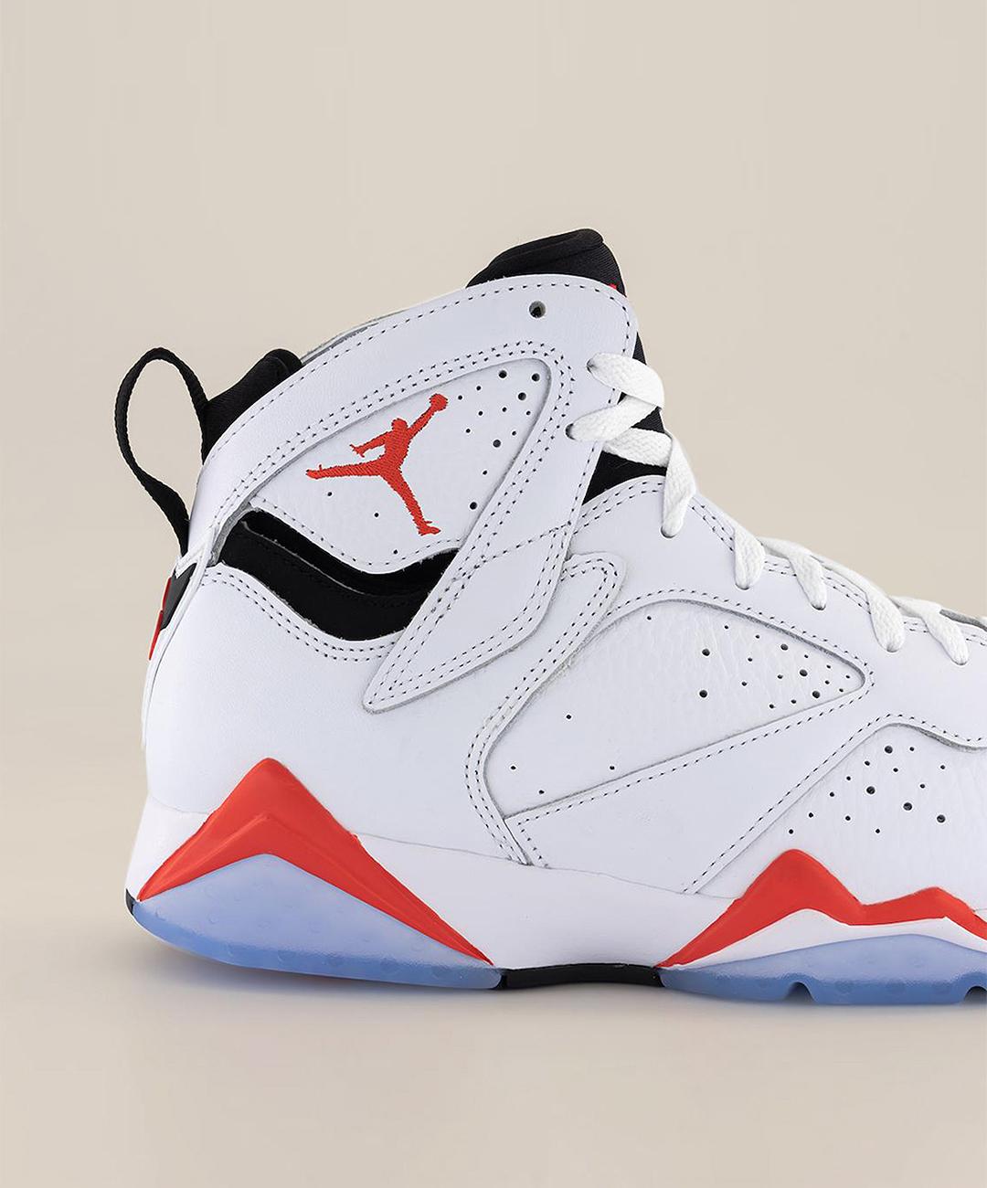 Air jordan 7 2025 white and red