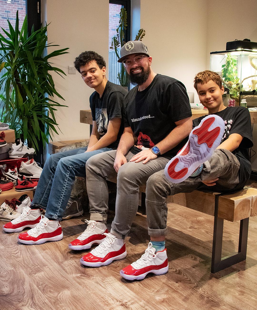 Outfits with red jordan 11 hotsell