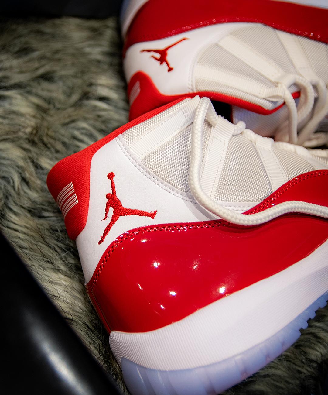 Red hot sale cherry jordans