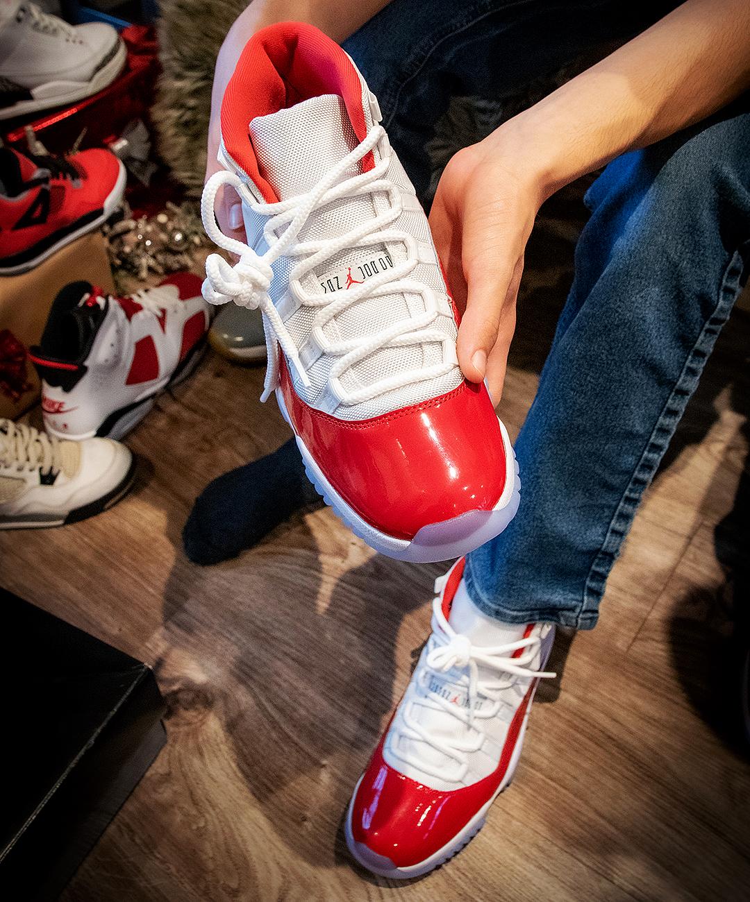 Kids red cheap jordan 11