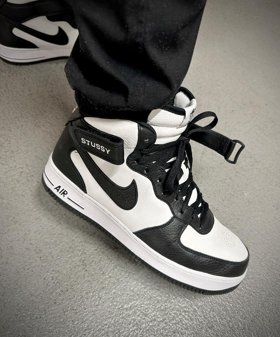 NIKE AIR FORCE 1 x TERROR SQUAD