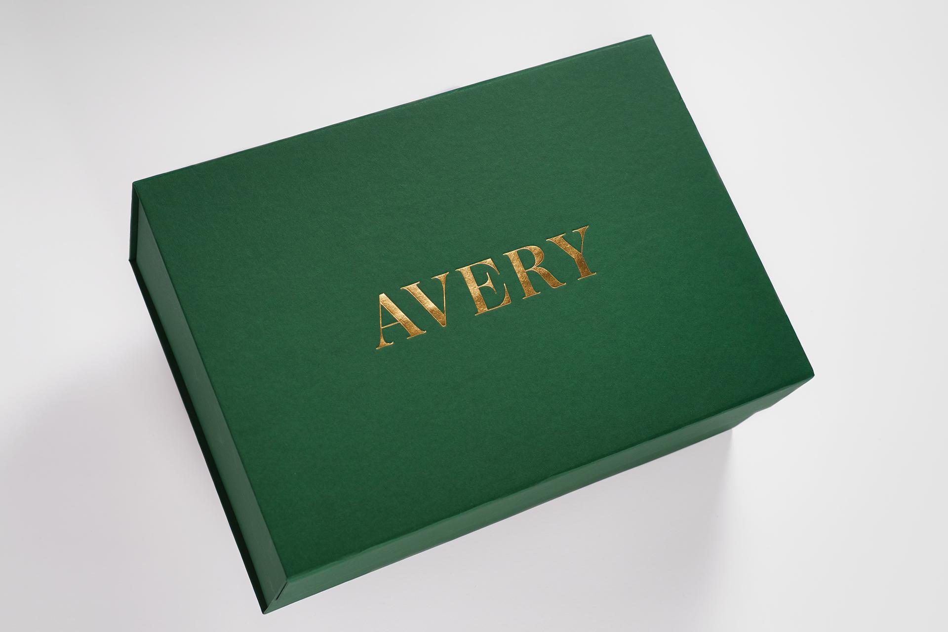 Avery Logo The Vinyl Corporation | REFLECTIVE AVERY MO500| Reflective