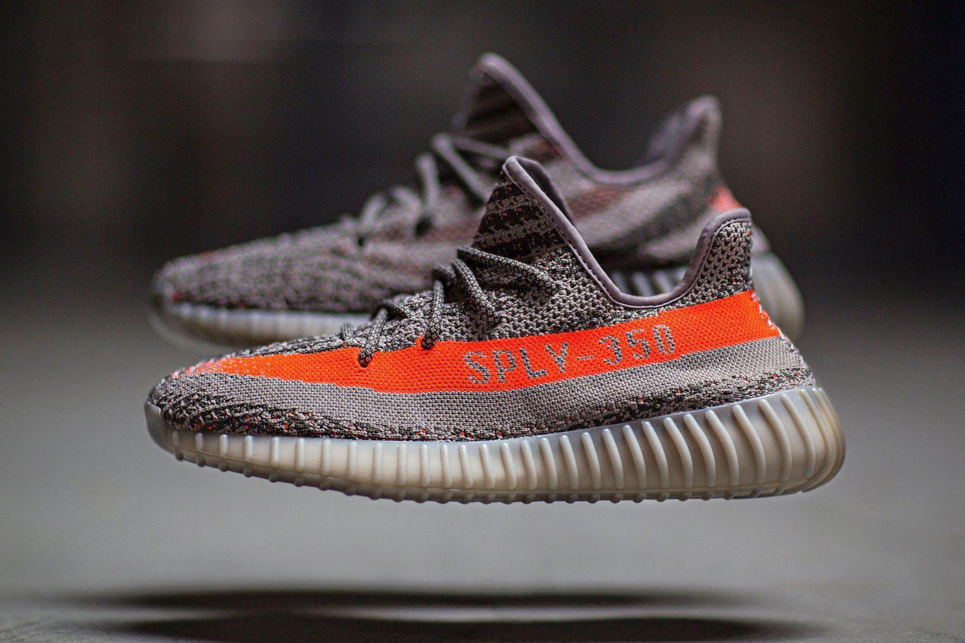 Co-Branded Rapper Sneakers : new Yeezy Boost 350