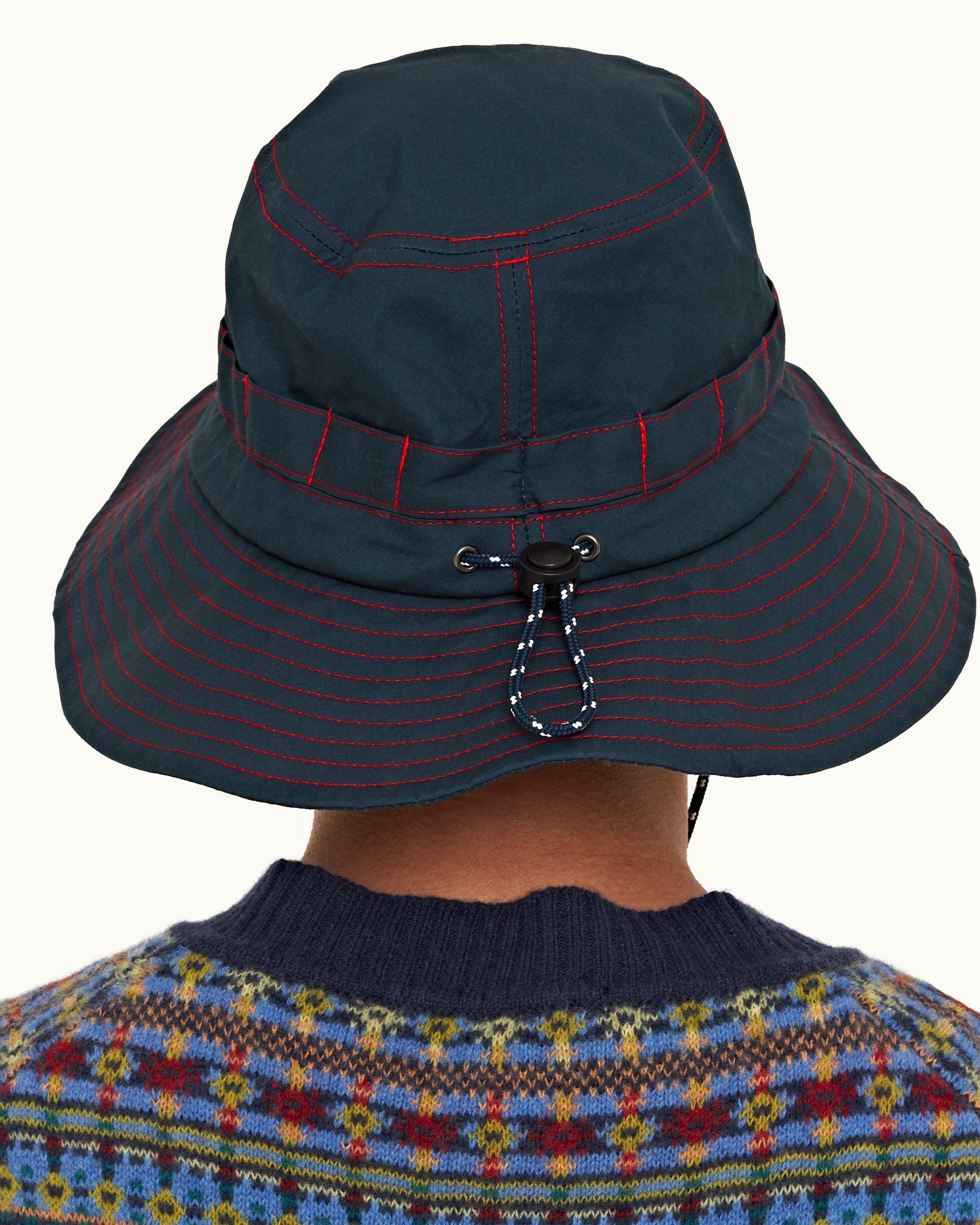 Contrast Stitch Bucket Hat