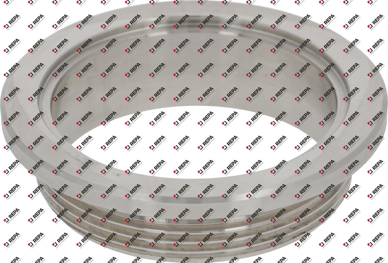 Connecting fitting