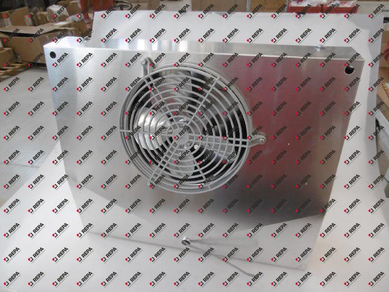 EVAPORATOR