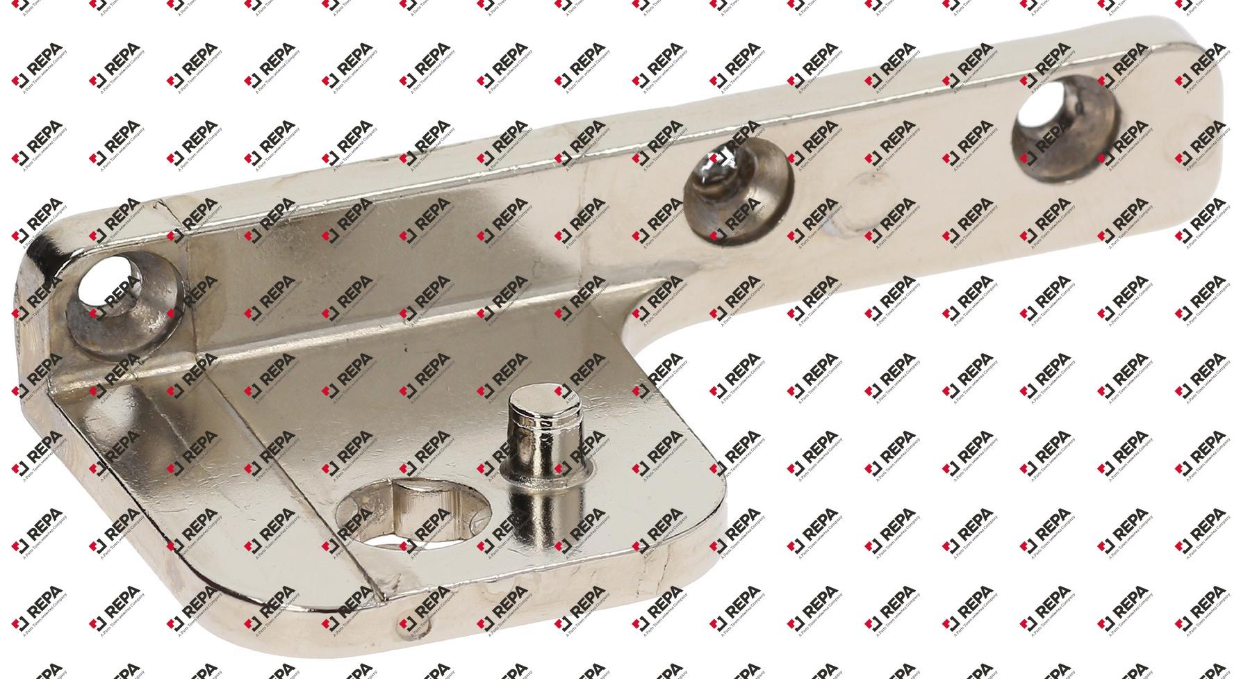 Hinge camp upper right or lower left