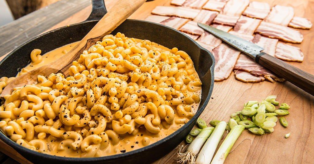 Bacon Weave Mac 'n Cheese Traeger Grills