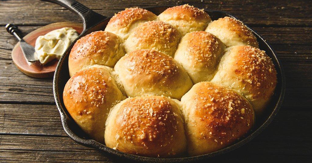 Pull-Apart Dinner Rolls - Traeger Grills