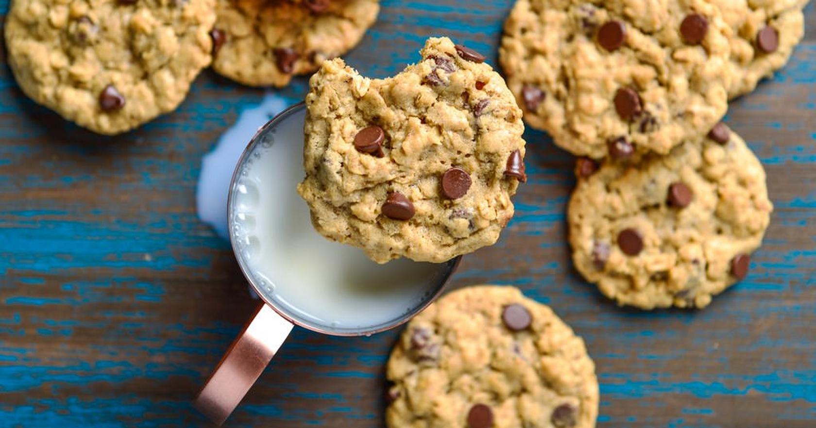image of Oatmeal Chocolate Chip Cookies