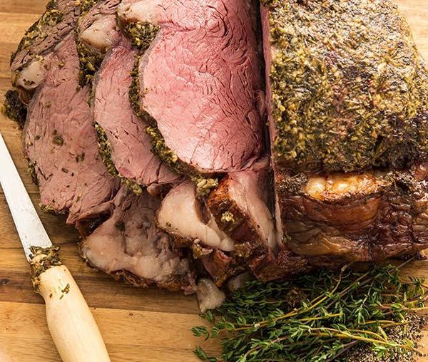 Gift Set - Dry Aged Prime 14 lb Rib Roast with Carving Set and DeBragga  Hedley & Bennett Apron
