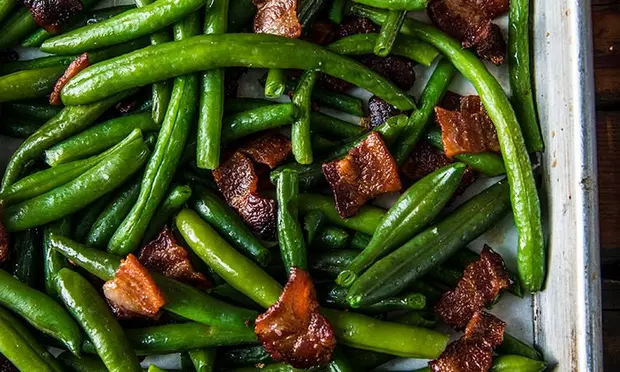 Roasted Green Beans with Bacon