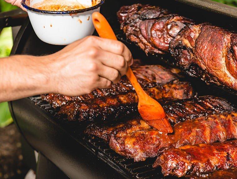 BAC418-Features-Banner-Mobile-Traeger-Wood-Pellet-Grills