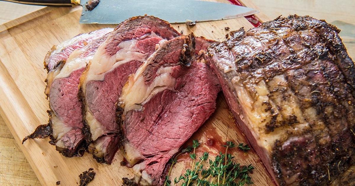 Choosing the best knife for carving your prime rib