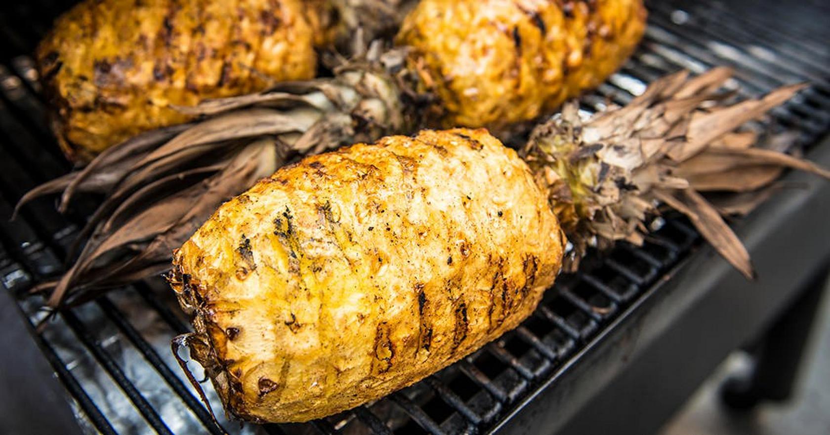 Gegrillte Ananas mit Honigglasur