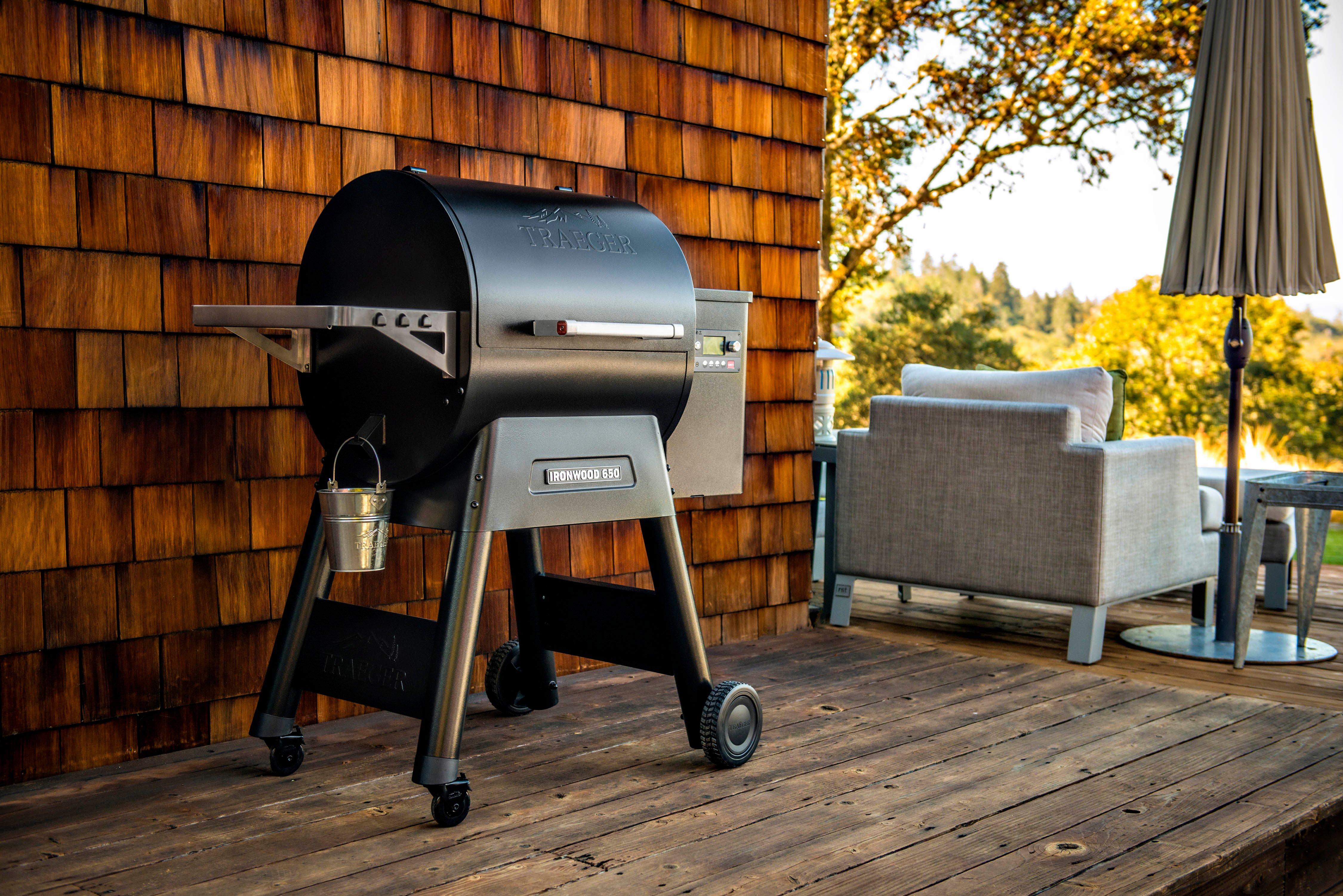 Traeger® Ironwood 650 Grill WiFi Pellet Grill