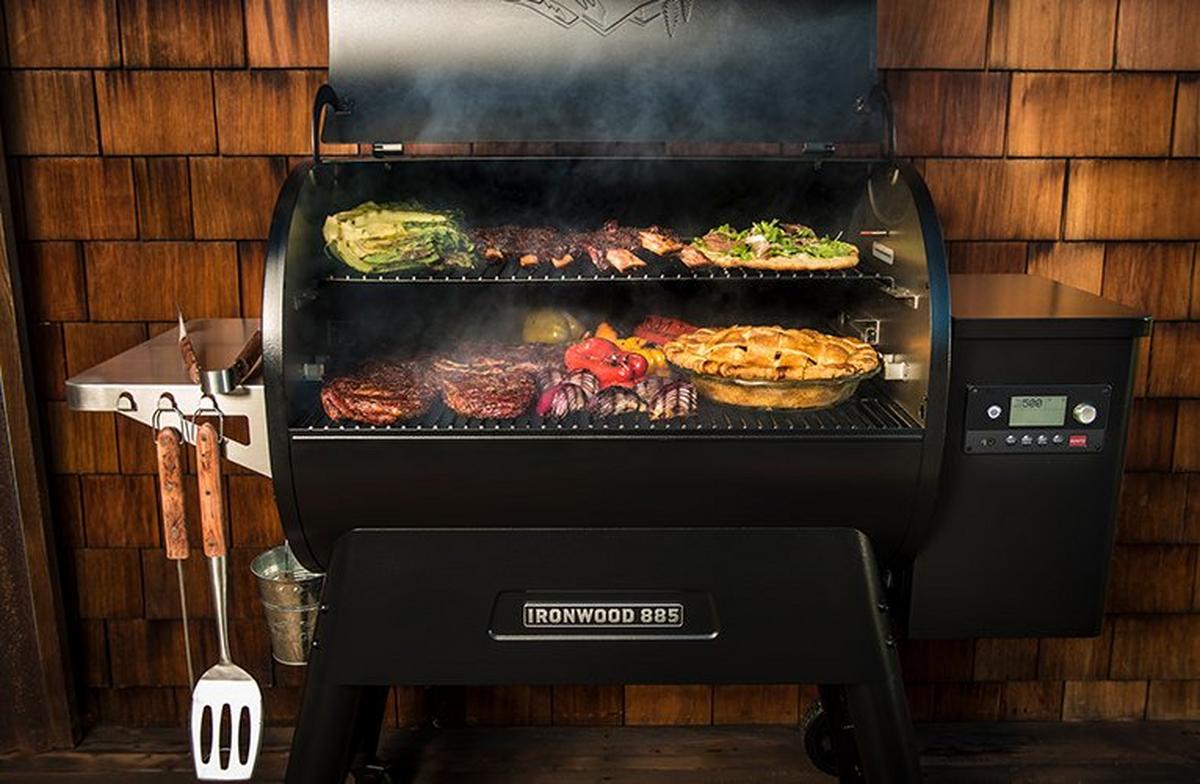 Pellet Grills Vs Gas Grills Vs Charcoal Grills