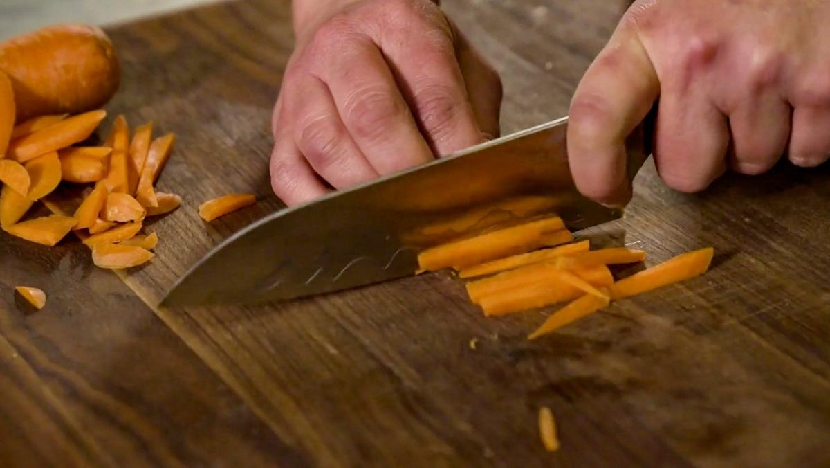 Knife Skills How To Julienne Carrots Traeger Grills