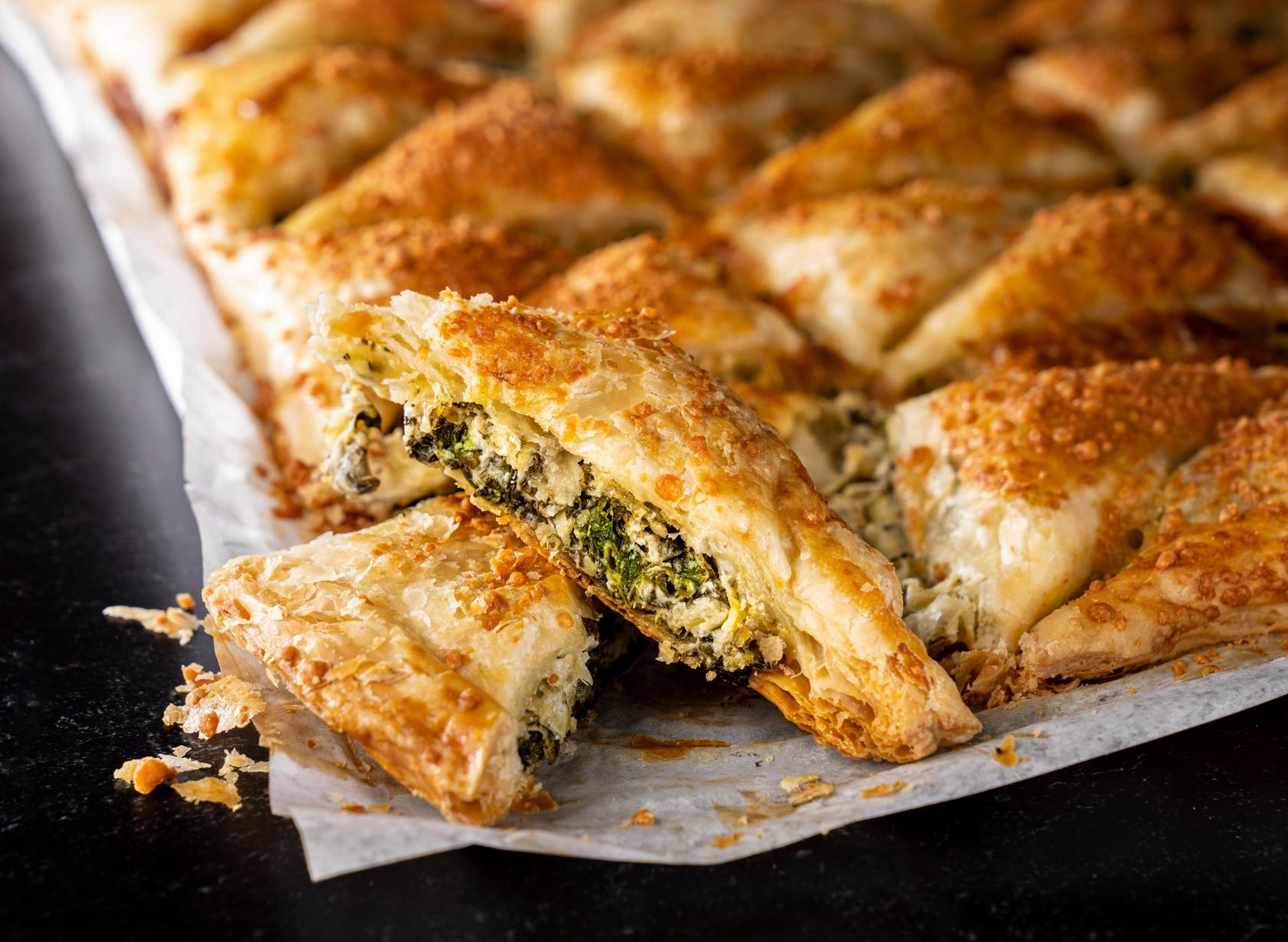 image of Spinach-Artichoke Puff Pastry Pull Apart