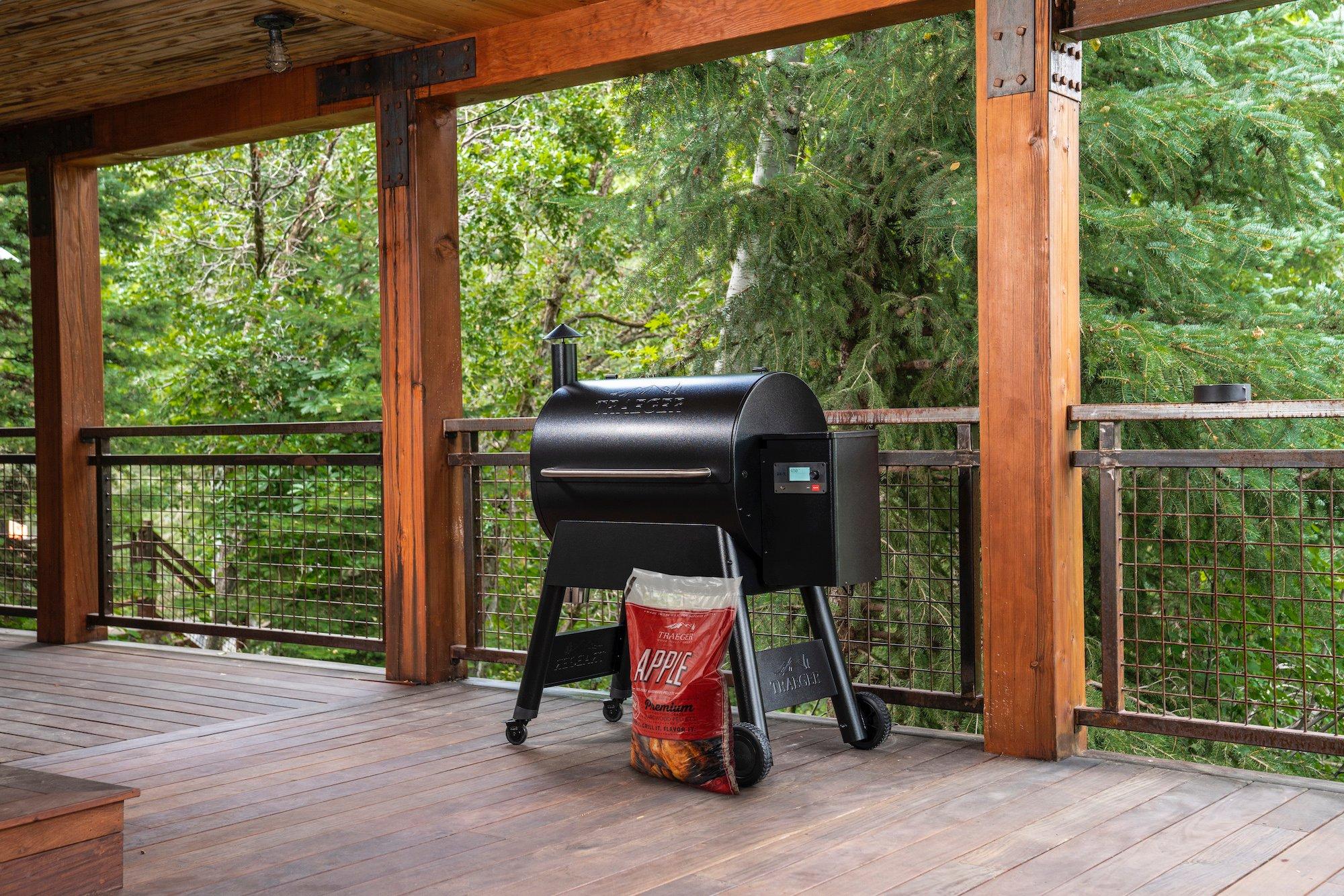 Traeger Apple Wood Pellets Traeger Grills®