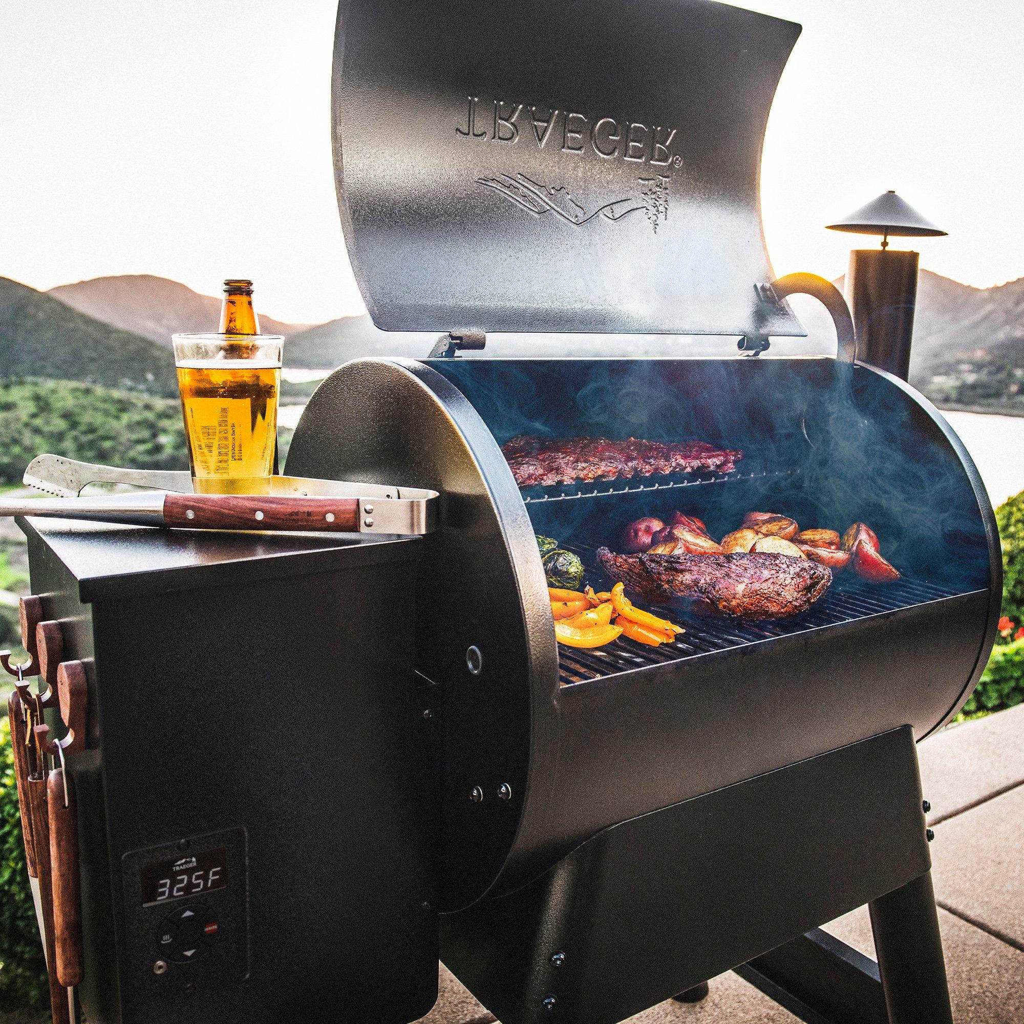 Traeger バーベキューコンロ 大型 電動式　BBQ055 Traeger バーベキューコンロ 大型 電動式 BBQ055 Traeger バーベキュー