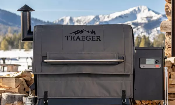 traeger-insulation-blanket-pro-780-lifestyle