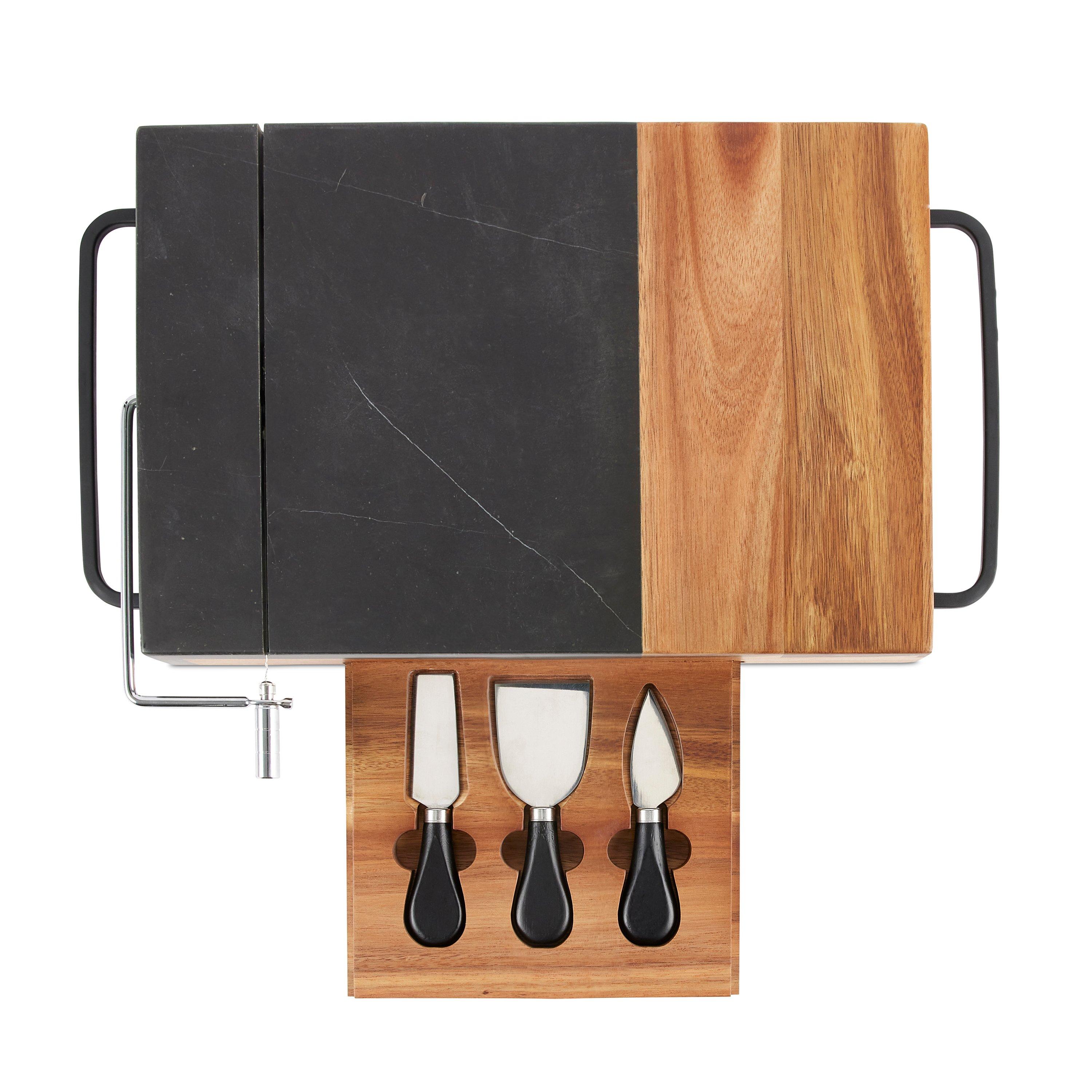 Vintorio Round Wooden Cheese Board with Handle and Cheese Knives