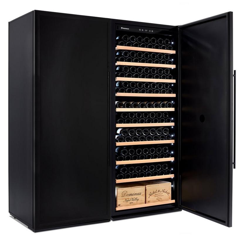 Wine Enthusiast Classic 500-Bottle Wine Vault