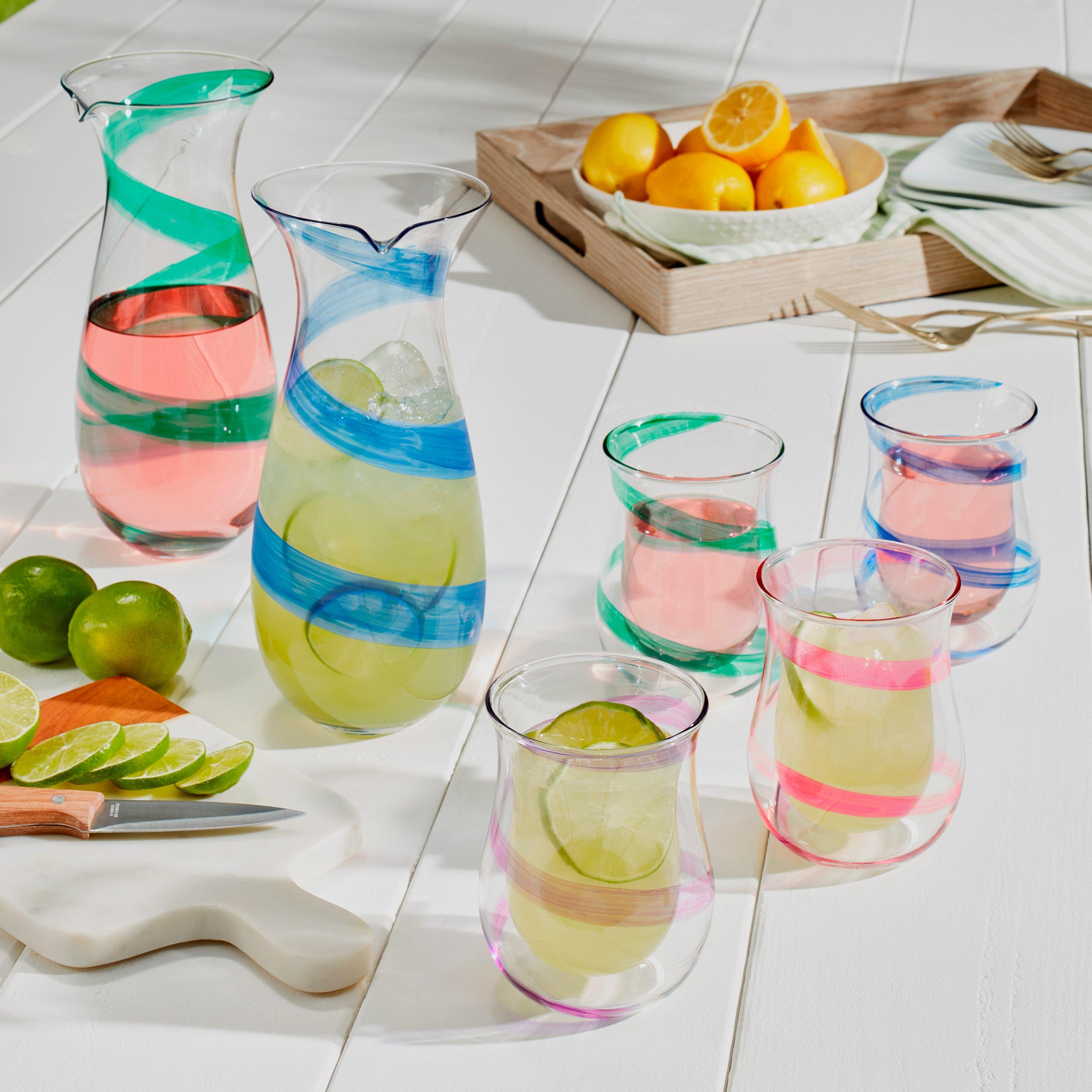 12 Beautiful Drink Pitchers That Double as Home Decor [2022]