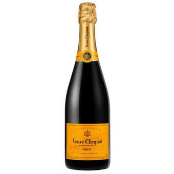 Veuve Clicquot Yellow Label Brut NV with Chiller Gift Bag
