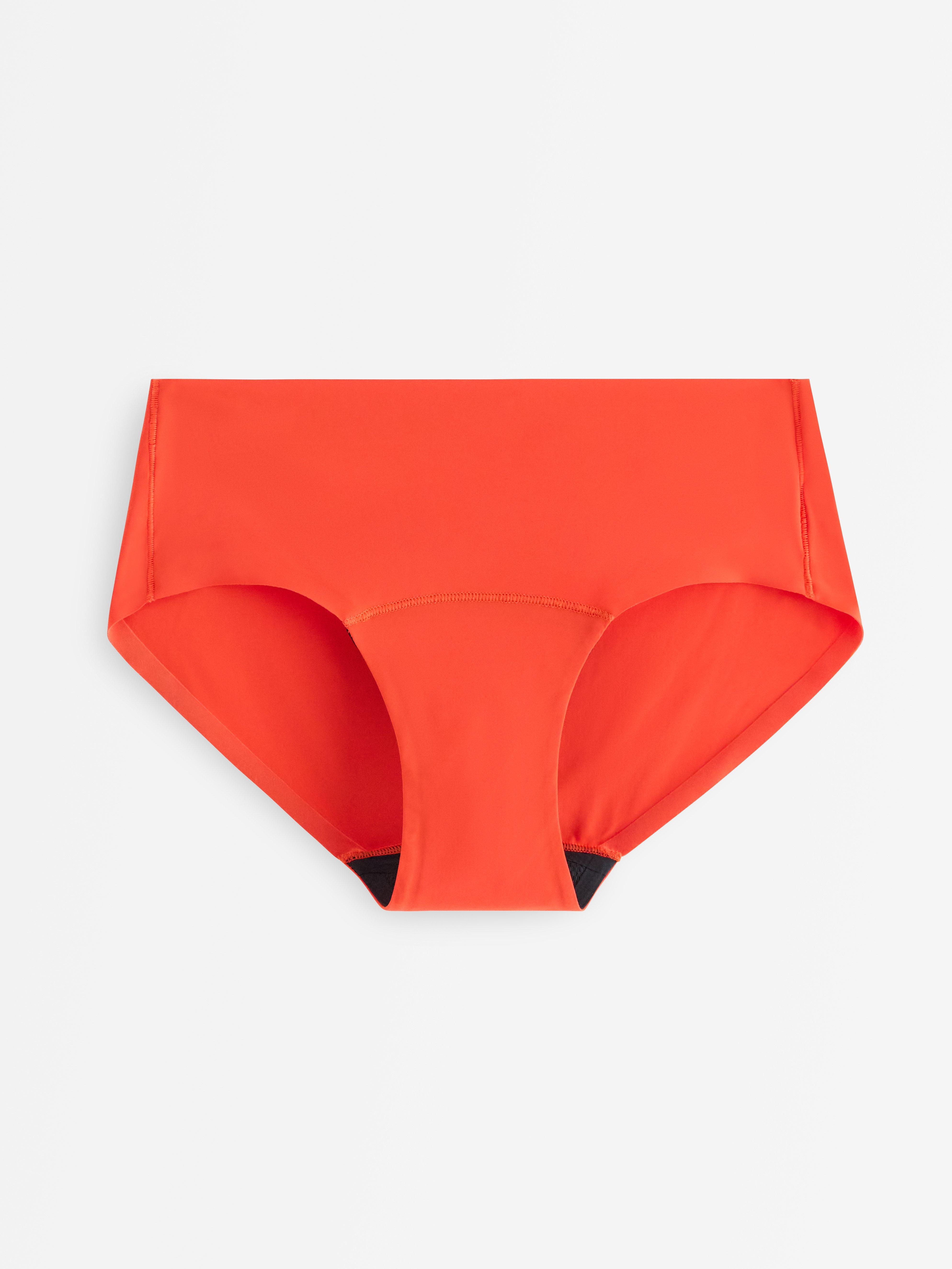 Period panty with medium absorbency – hiphugger – Female Engineering
