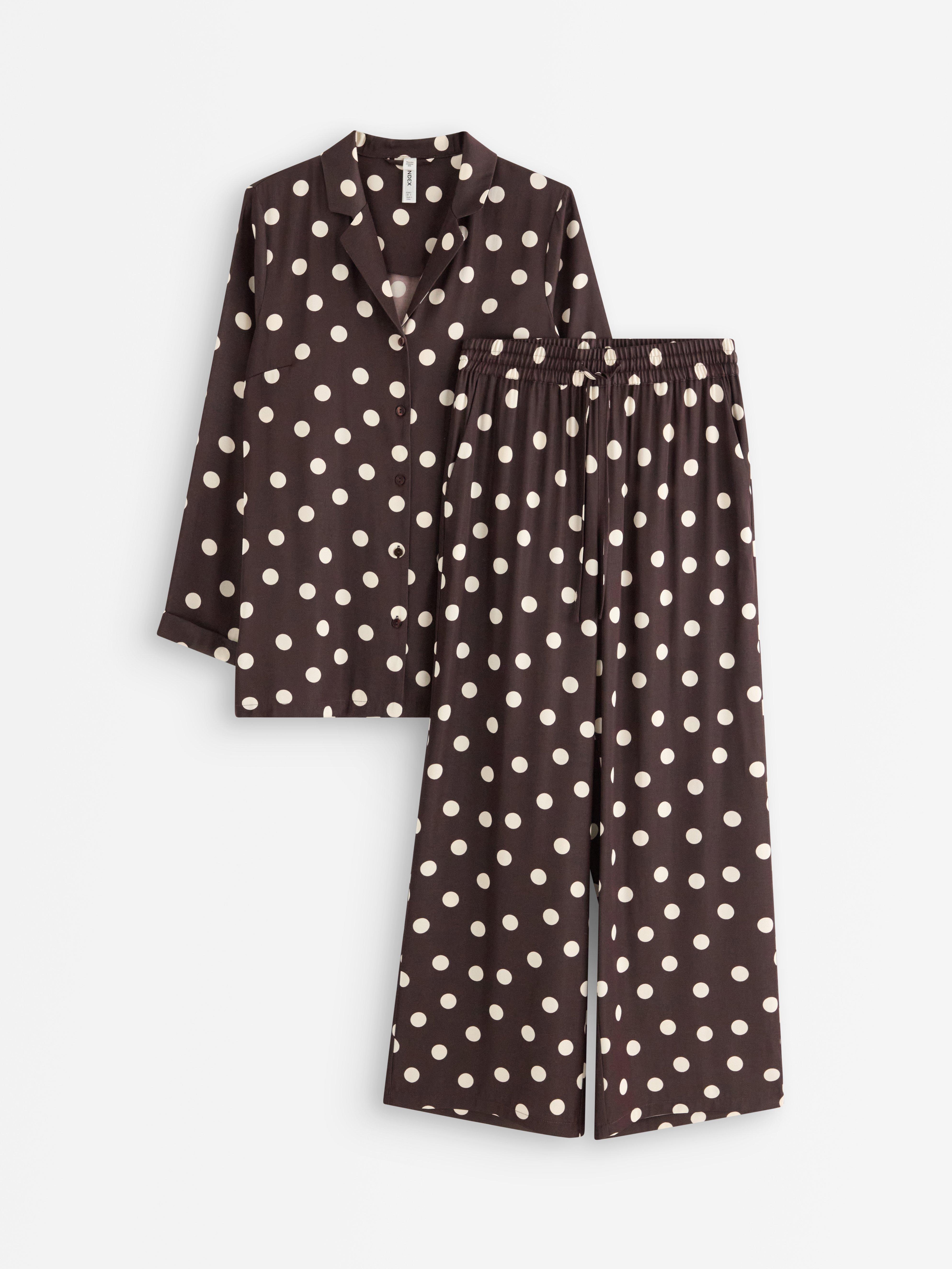 Dark Dusty Brown