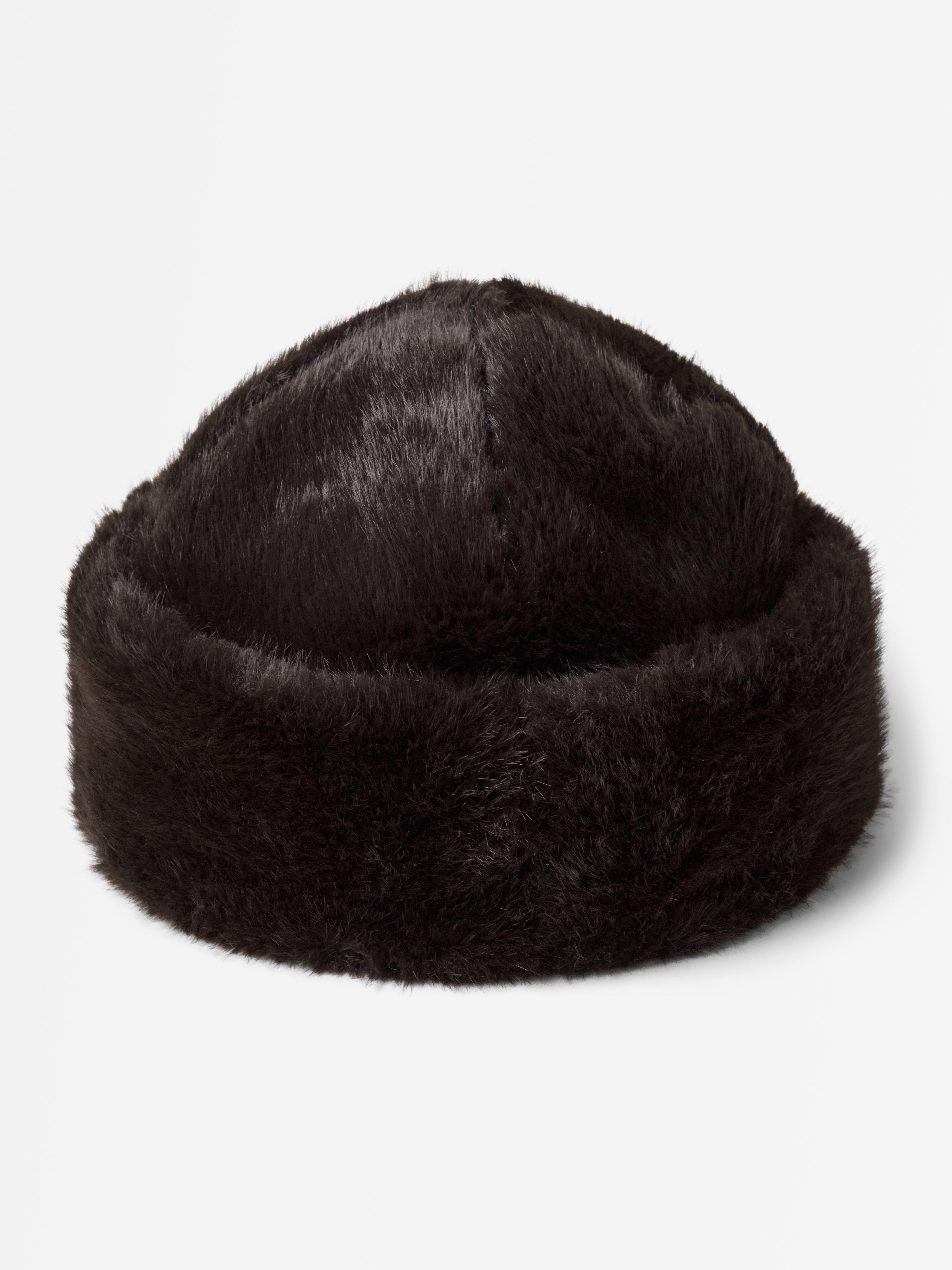 Hat in faux fur | Lindex
